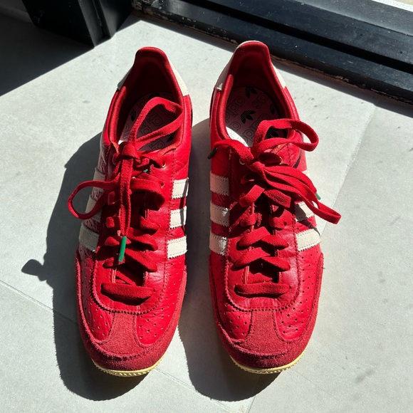 Adidas Red Trainers with Cream Accents - Picture 2 of 6